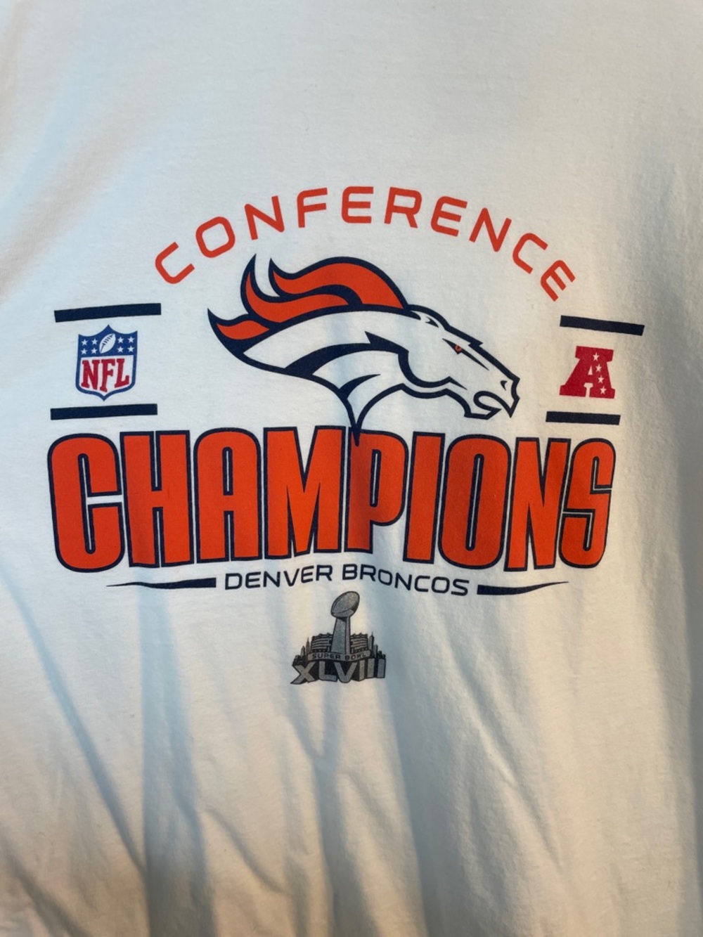 Denver Broncos Nike White T-Shirt with Gray Print - XL